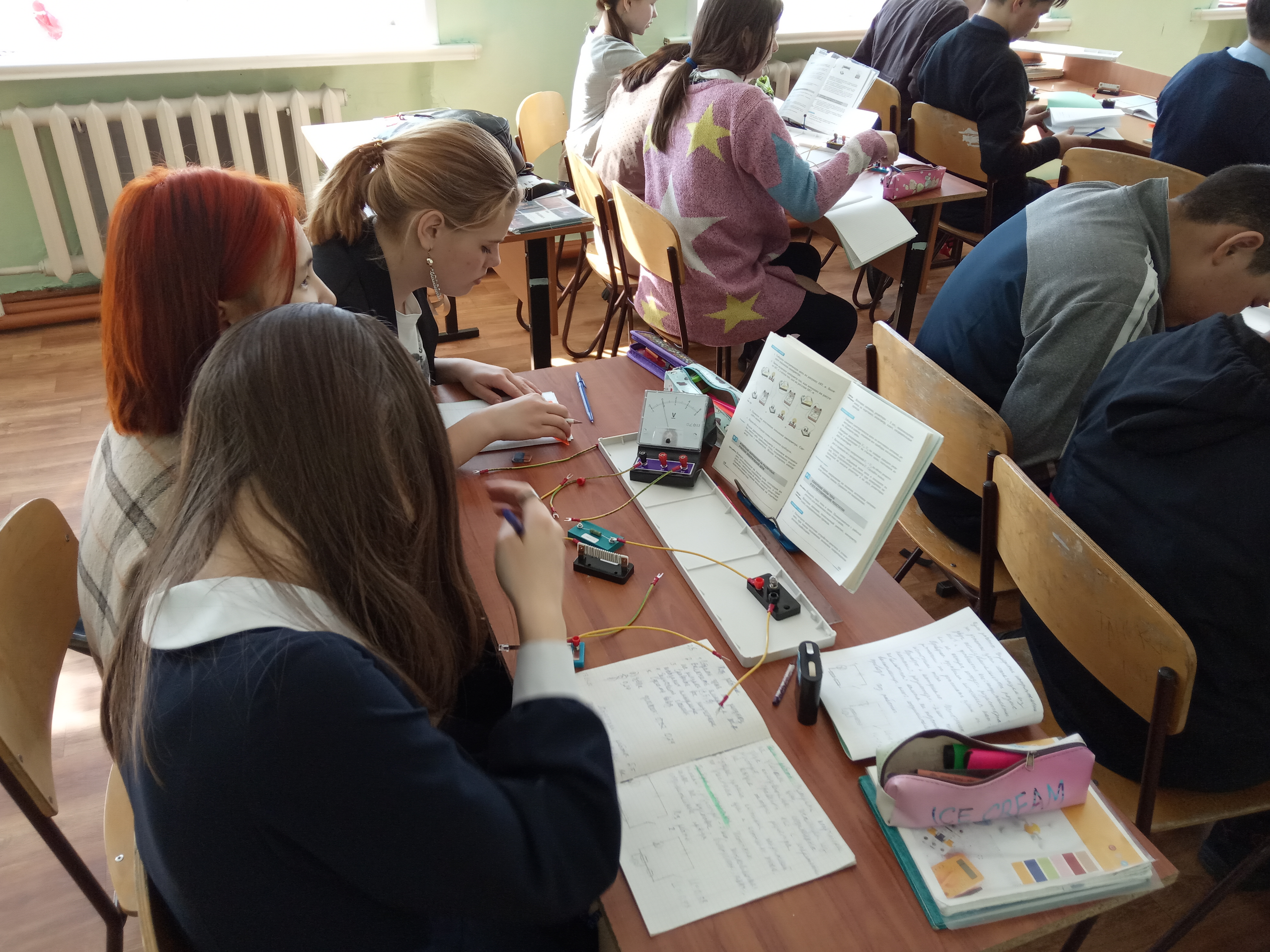 Демонстрационные опыты по физике в 7-9 классах.